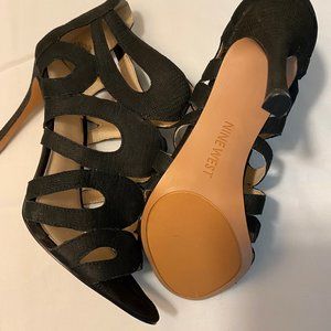 Nine West heel sandals size 9M